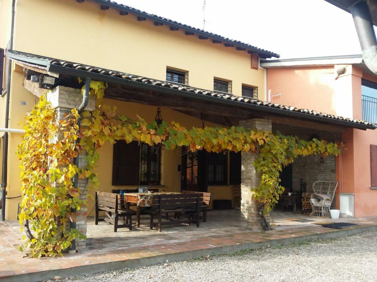 R&B Albero Cavo Parma Panzió Kültér fotó